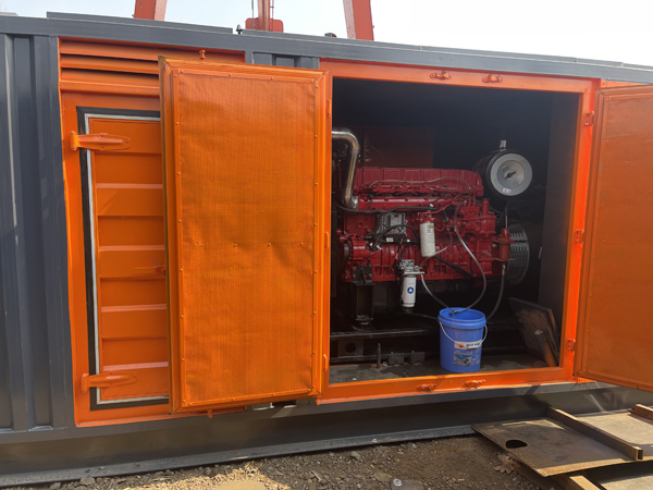 赤城哪些因素会影响 200KW 柴油发电机的燃油消耗率？