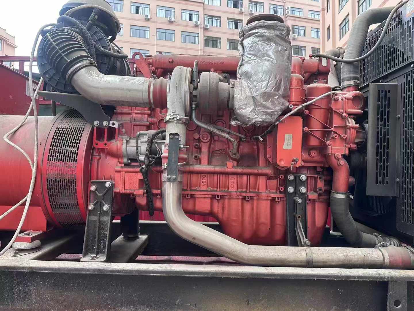 赤城如何选择适合 600kW 柴油发电机组的过载保护器？