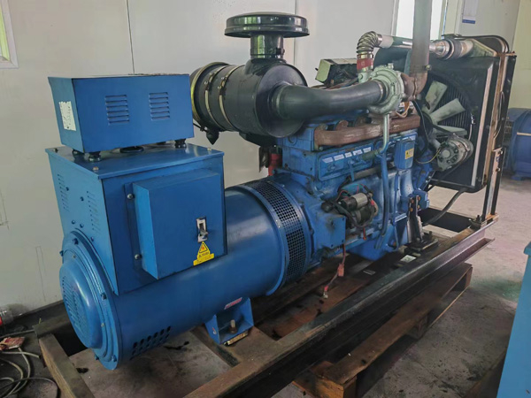 赤城100kW柴油发电机组使用多级机油有哪些优缺点？